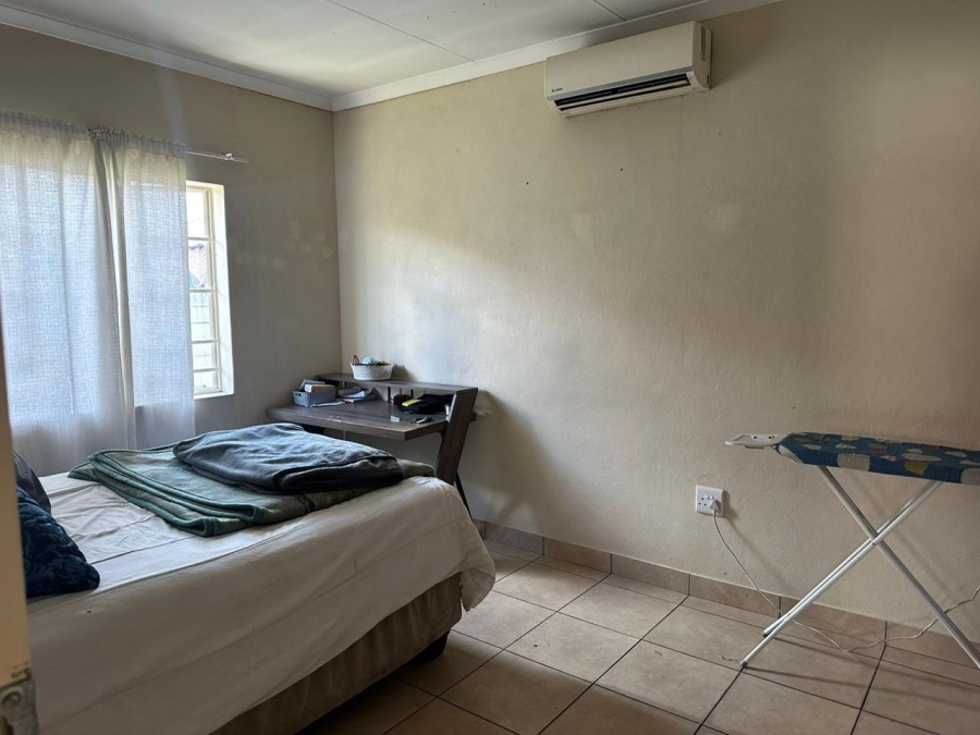 To Let 3 Bedroom Property for Rent in Waterval East North West